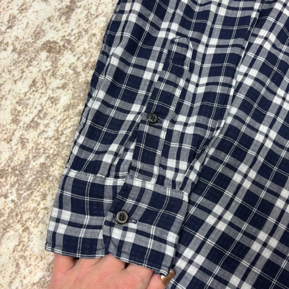 JCrew Classic Double Weave‎ Plaid Button Down Size M